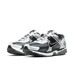Nike Zoom Vomero 5 SE SP