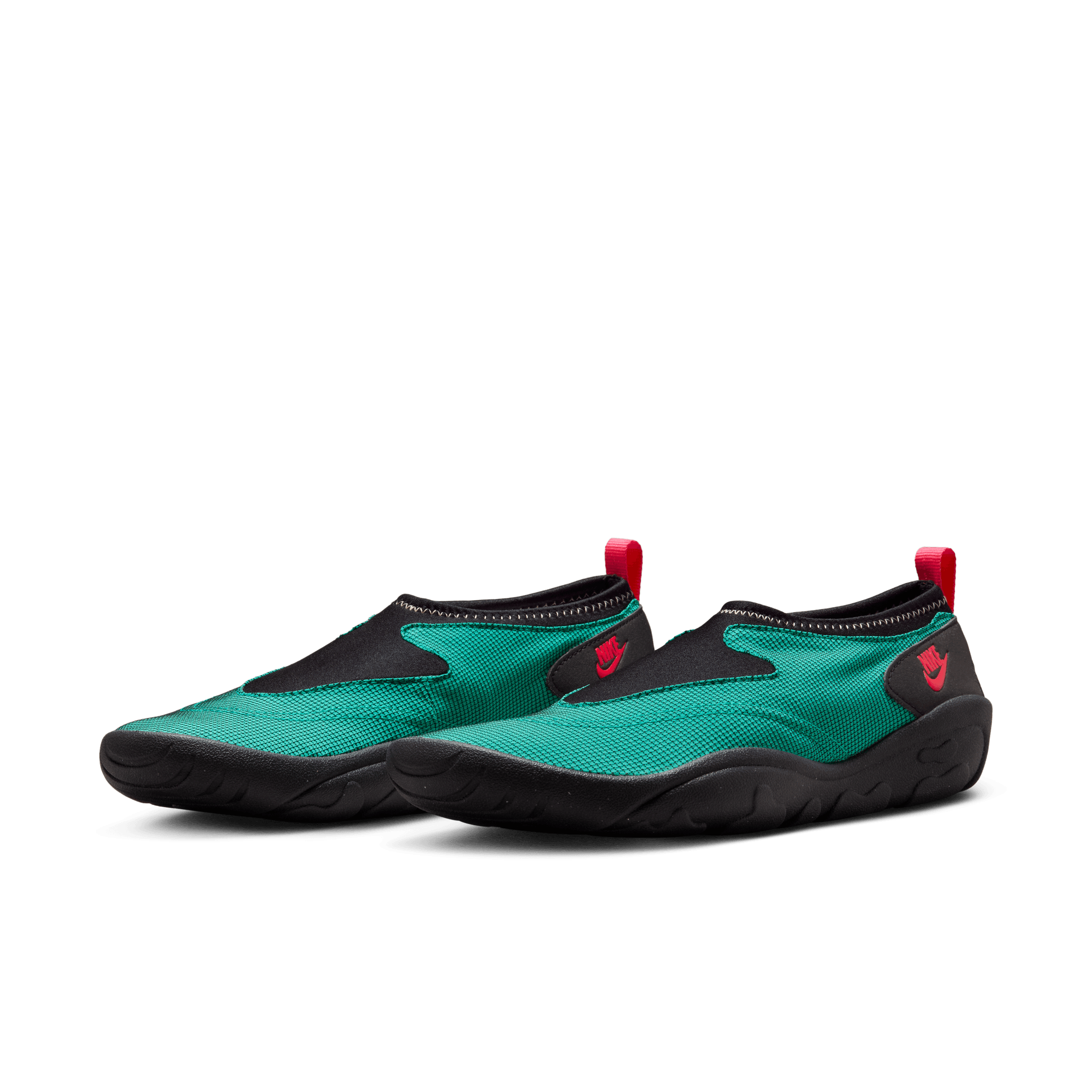 NIKE AQUA TURF