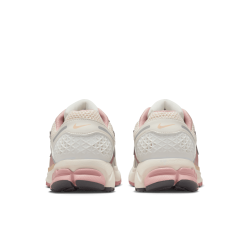 W NIKE ZOOM VOMERO 5