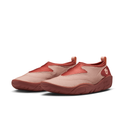 W NIKE AQUA TURF