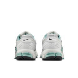 W NIKE ZOOM VOMERO 5
