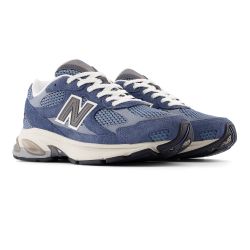 NEW BALANCE 2010