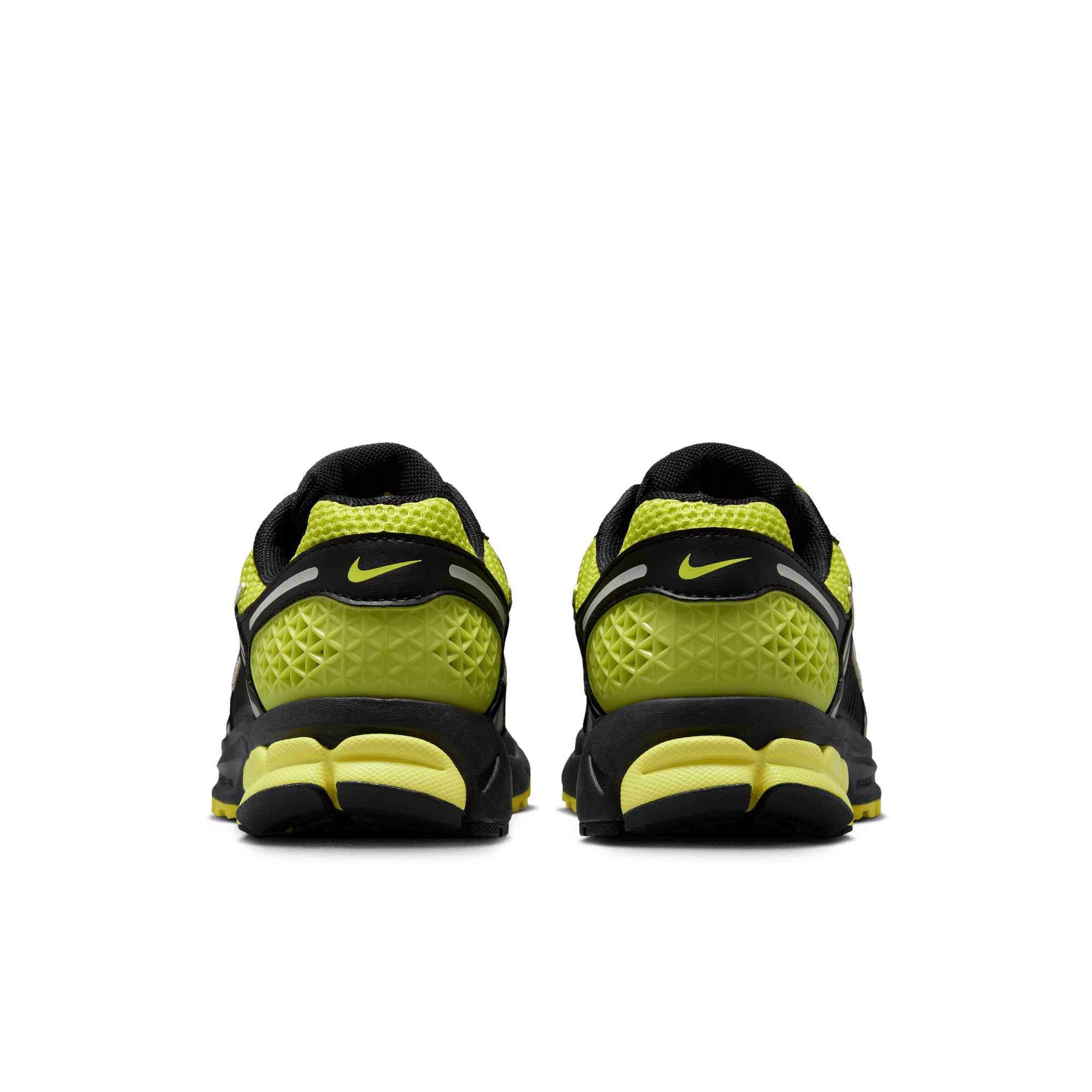 W NIKE ZOOM VOMERO 5