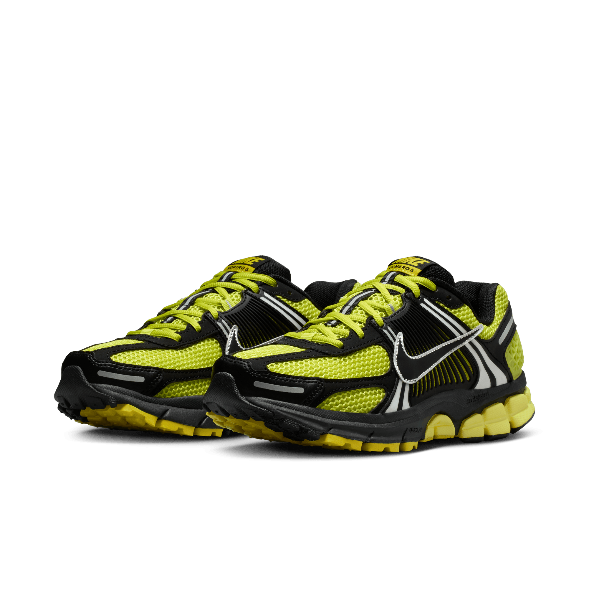 W NIKE ZOOM VOMERO 5