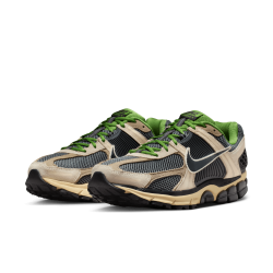 NIKE ZOOM VOMERO 5