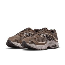 NIKE AIR MAX MOTO 2K
