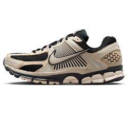 NIKE ZOOM VOMERO 5