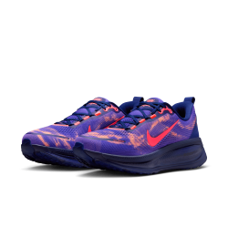 NIKE VOMERO 18