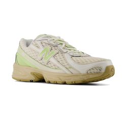 New Balance 740