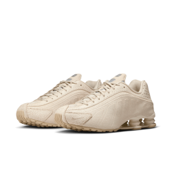 NIKE SHOX R4 QS