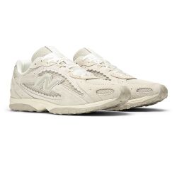 New Balance 204L
