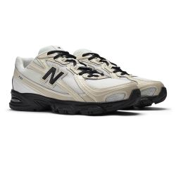 New Balance 740