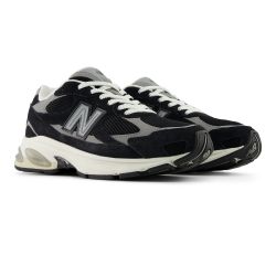New Balance 2010