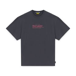 IUTER DON'T PANIC TEE