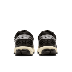 NIKE ZOOM VOMERO 5
