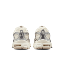 W NIKE AIR MAX MOTO 2K