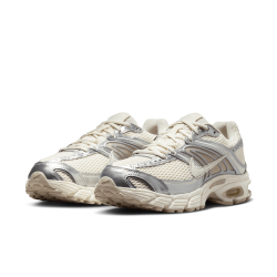 W NIKE AIR MAX MOTO 2K