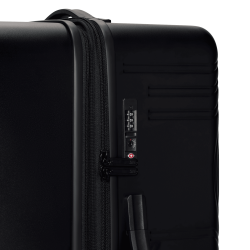 NIKE 29IN HARDSHELL LUGGAGE
