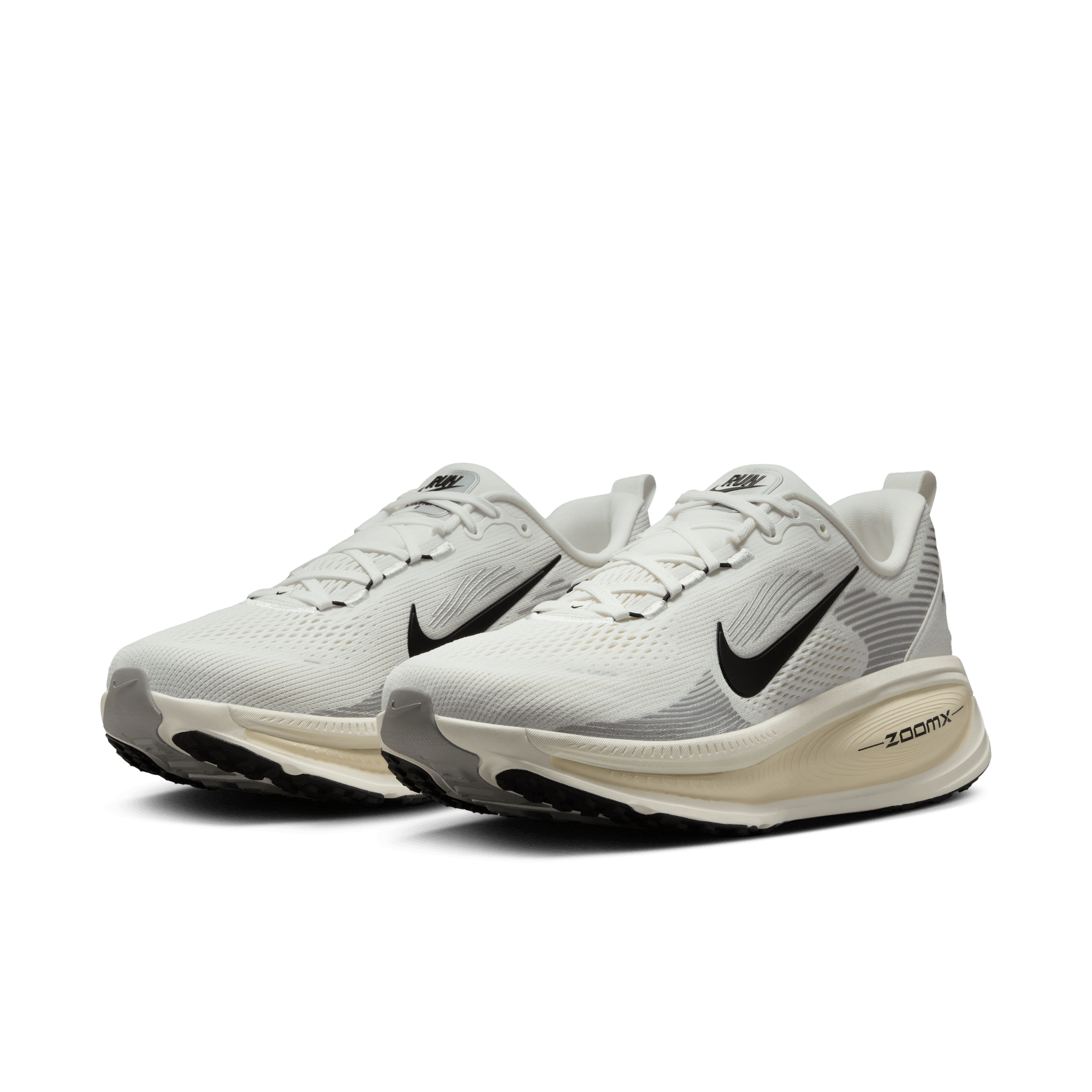 NIKE VOMERO 18
