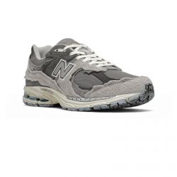 NEW BALANCE 2002r