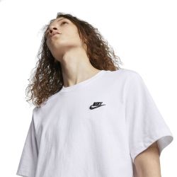 NIKE SPORTSWEAR CLUB TEE