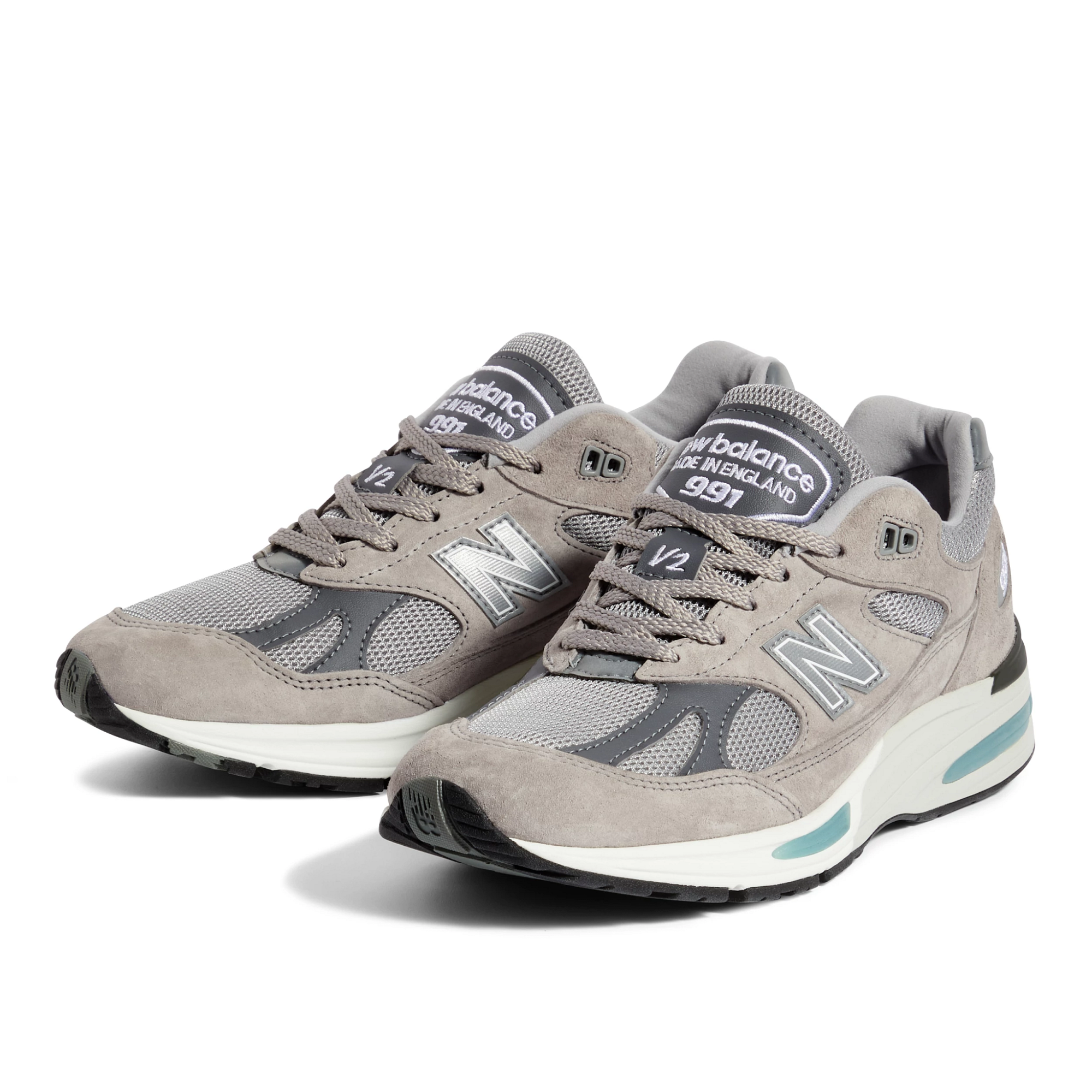 靴 New Balance 991 v2 GL2 26.0 Cut in half: New Balance 991 v2 Review (2025) | RunRepeat
